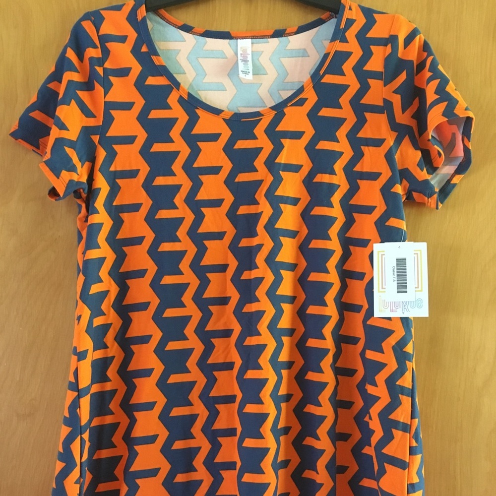 LuLaRoe Small Classic T